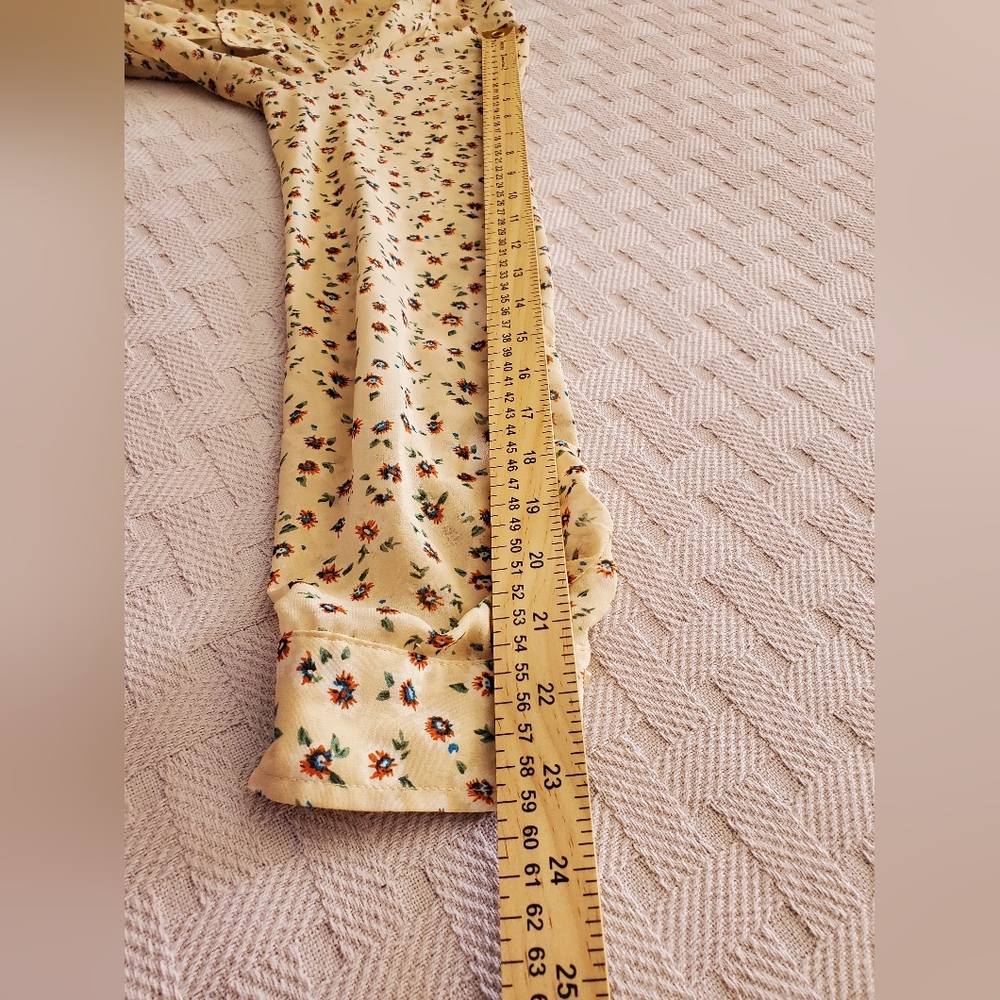 Vintage Mine Floral Crop Top Tie-Front Blouse - Picture 8 of 11
